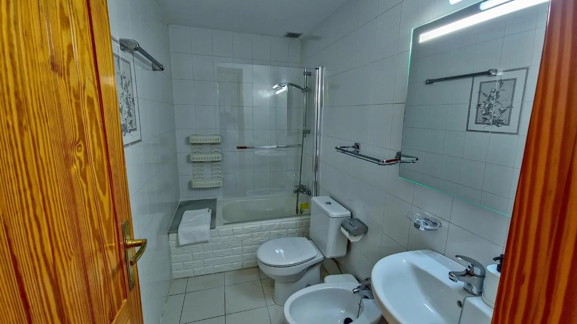 Casa Nonna By Helloapartments Playa de las Americas  0*, Playa de las Americas (Tenerife)