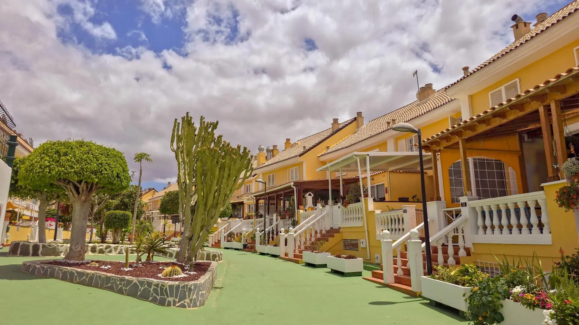 Casa Nonna By Helloapartments Playa de las Americas  Apartment Playa de las Americas (Tenerife)